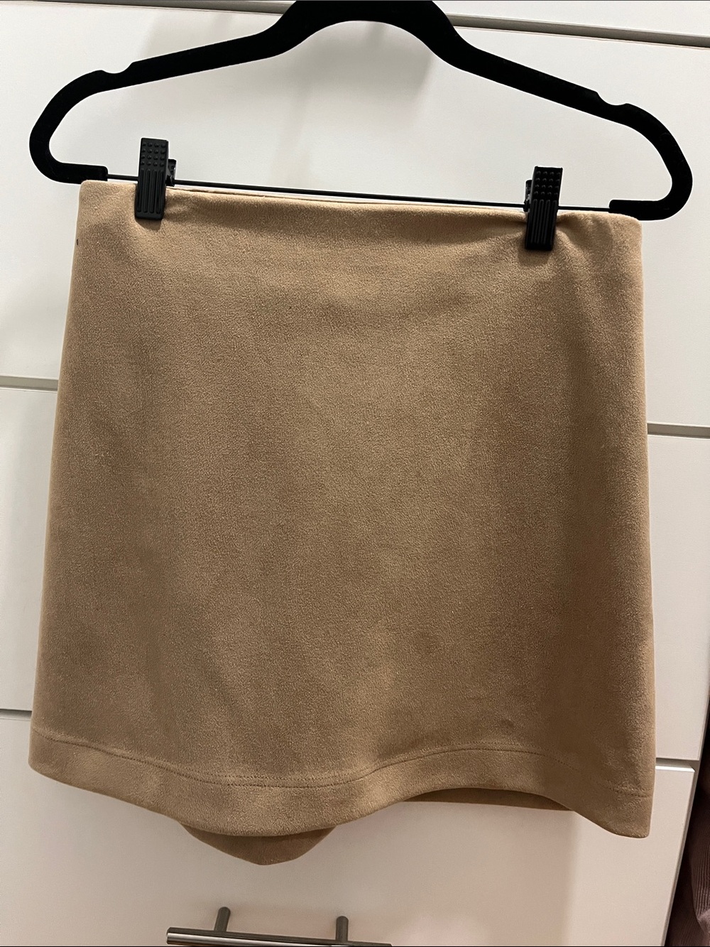 Pink Lily Women's suede Camel Mini Skirt - Classic A-Line size M